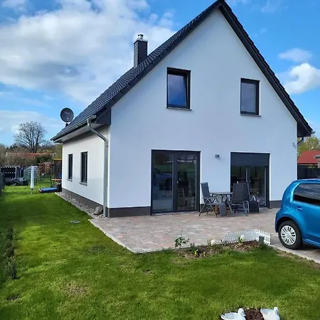 Apartment Haus Fur Vier, Kinderfreundlich! Steinhagen (Vorpommern-Rugen)